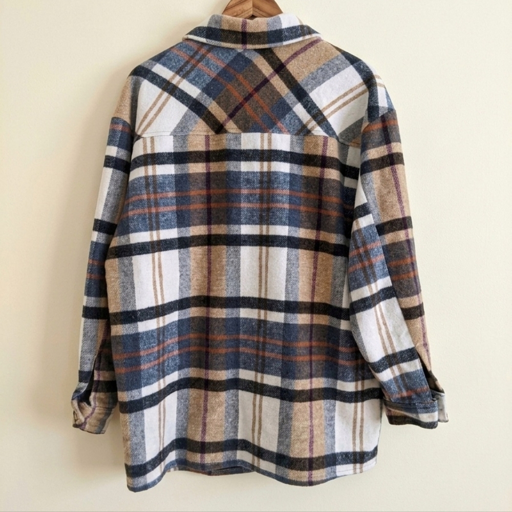 Bibi Neutral Plaid Oversized Shacket with Beige and Cream Tones Small - Picture 3 of 3